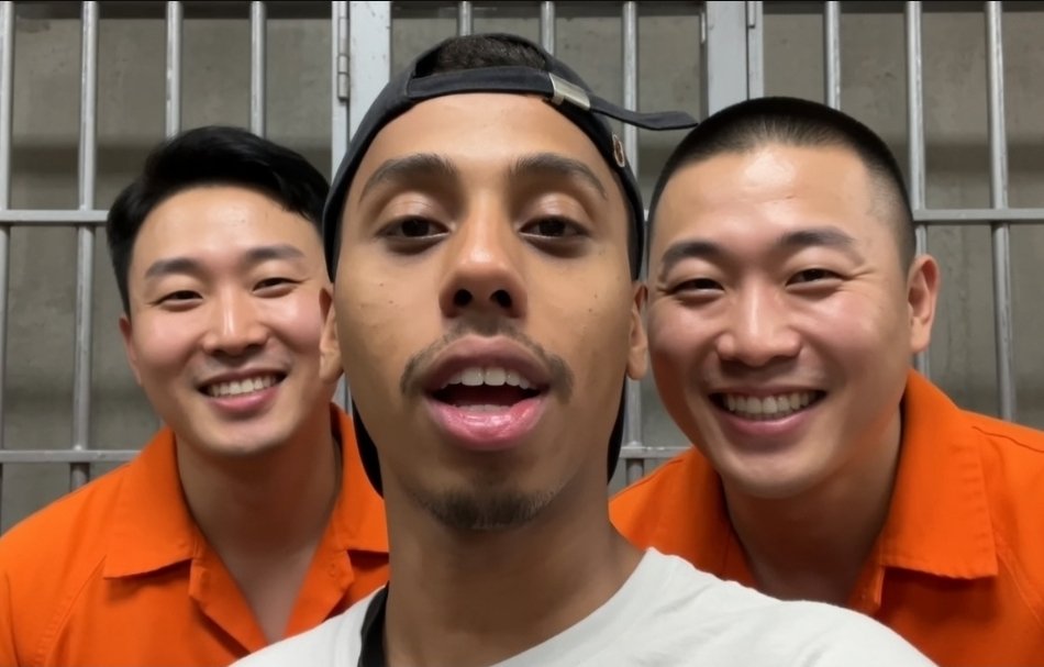 Asian Dawn tweet media