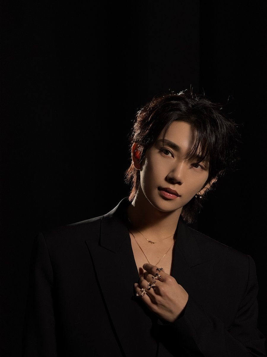 [#XHS] 260414 JOSHUA #조슈아 

🦌: behinds are here :)

🔗 xhslink.com/o/7gN03YbwG5t