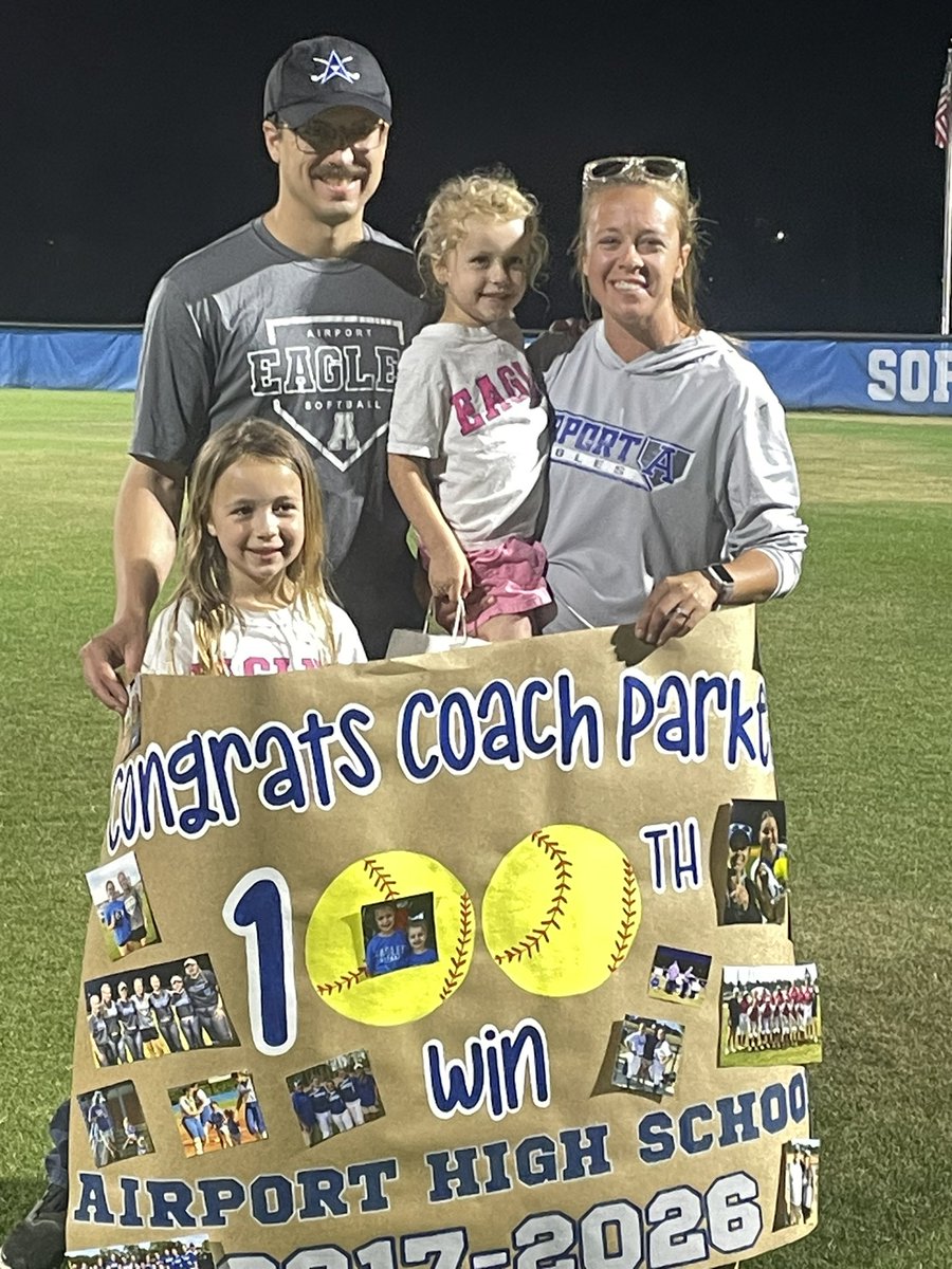 Airport Eagle Athletics tweet media