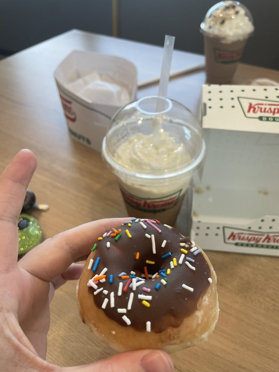 IS THIS A CULT? tweet media