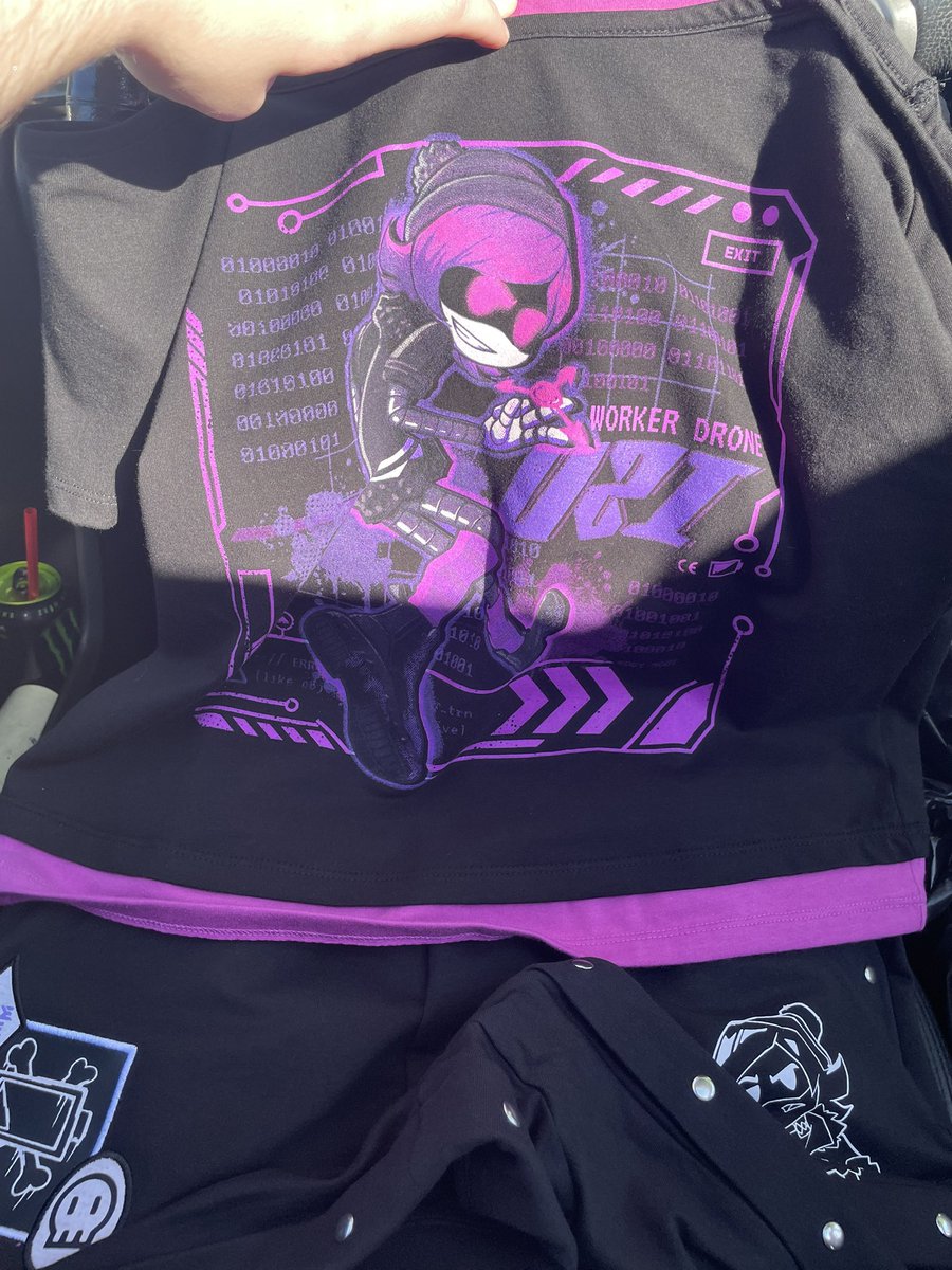 IS THIS A CULT? tweet media