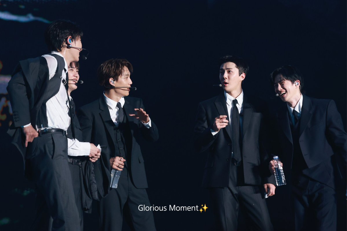 Glorious Moment✨ tweet media