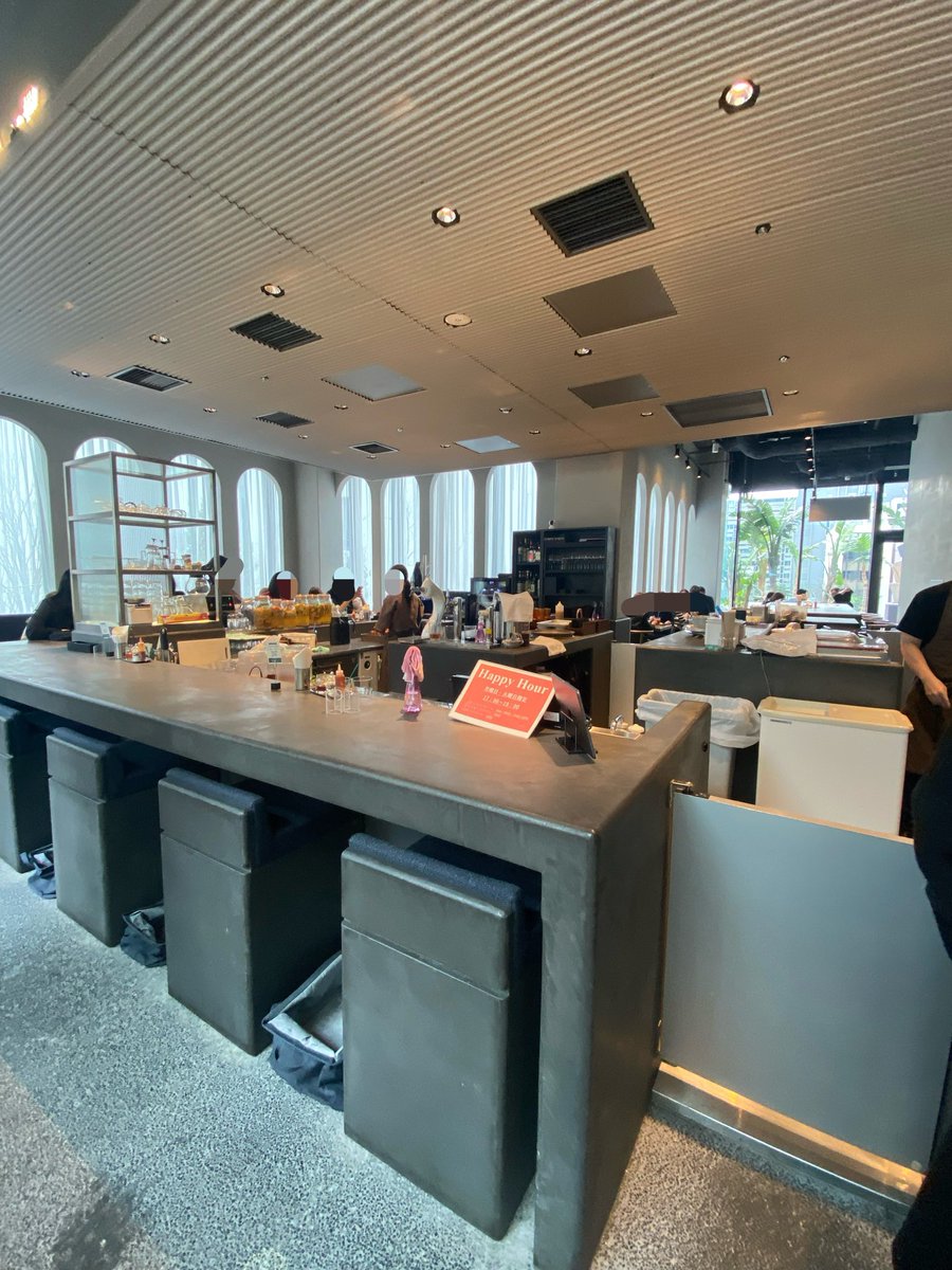 air_recruit's tweet image. ＼美味しいランチ発見🍤／ 

最近、虎ノ門にある
アジアンダイニングに初めて行きました🍽️

カオマンガイが美味でした❣️

店内もとってもお洒落だったので、
今度はディナーにお邪魔しようと思います🍷

#27卒 #IT #AI #採用
#企業公式つぶやき部 
#企業公式相互フォロー祭り