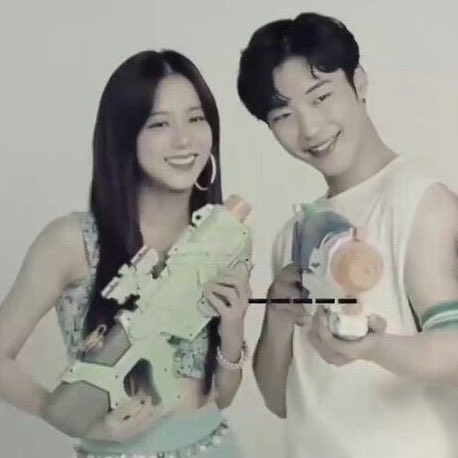 Jisoo x Lee Sangyi done, next with Woo Dohwan please…