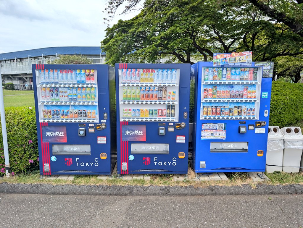 やまたく tweet media