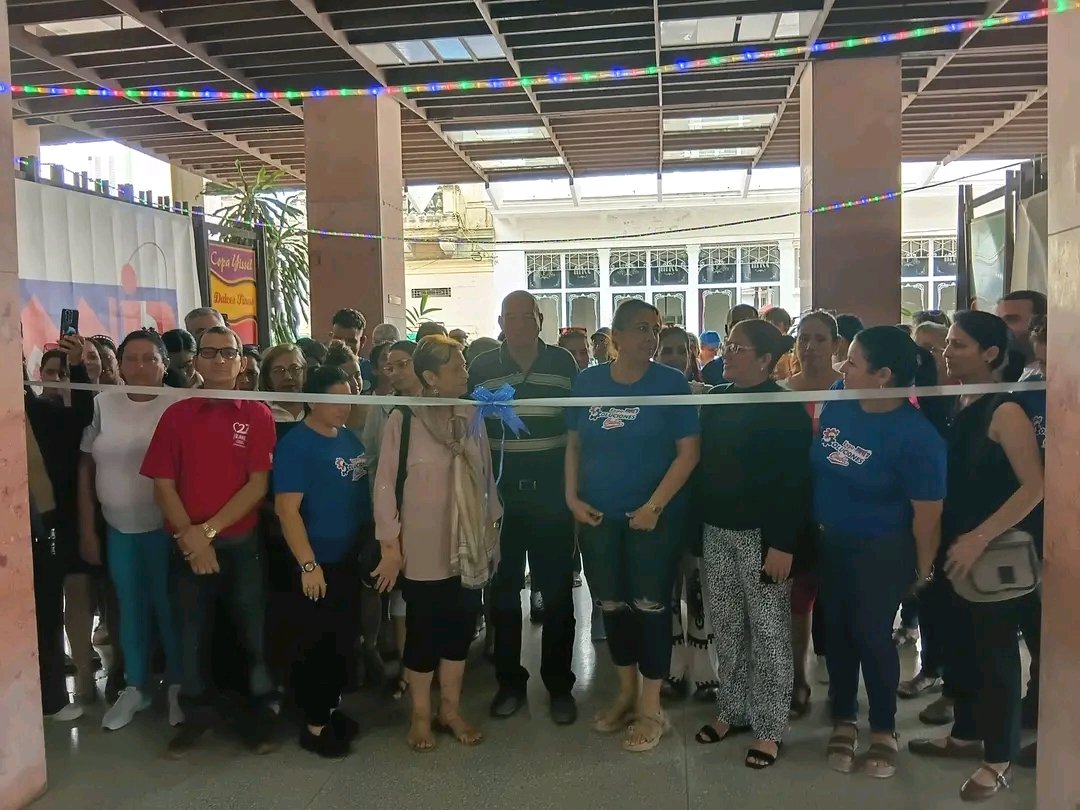 MariaC_Velasco's tweet image. Participé en #ExpoFeria ANIR convocada por #CTC en #VillaClaraConTodos en saludo al #1deMayo #InnovardesdeelBarrio @CITMAVCL @citmacuba @ChineaNoel @SuselyMorfaG @napolesguerra12 @MaglinSol @Colina_CTCuba