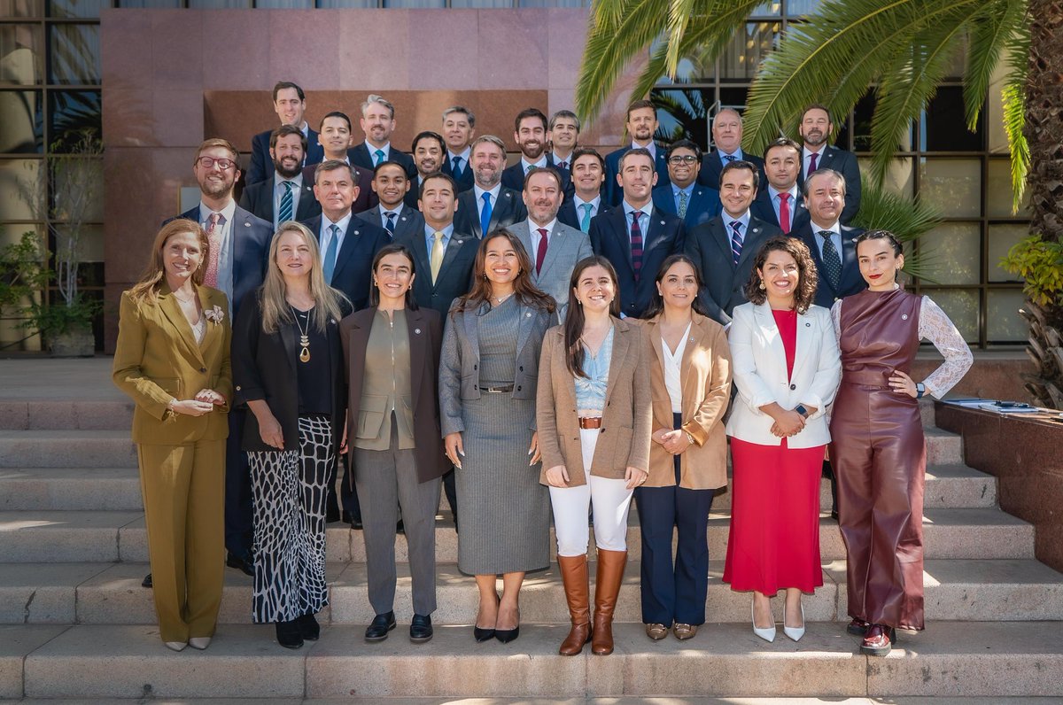 Agustín Romero Diputado🖐 🇨🇱 tweet media