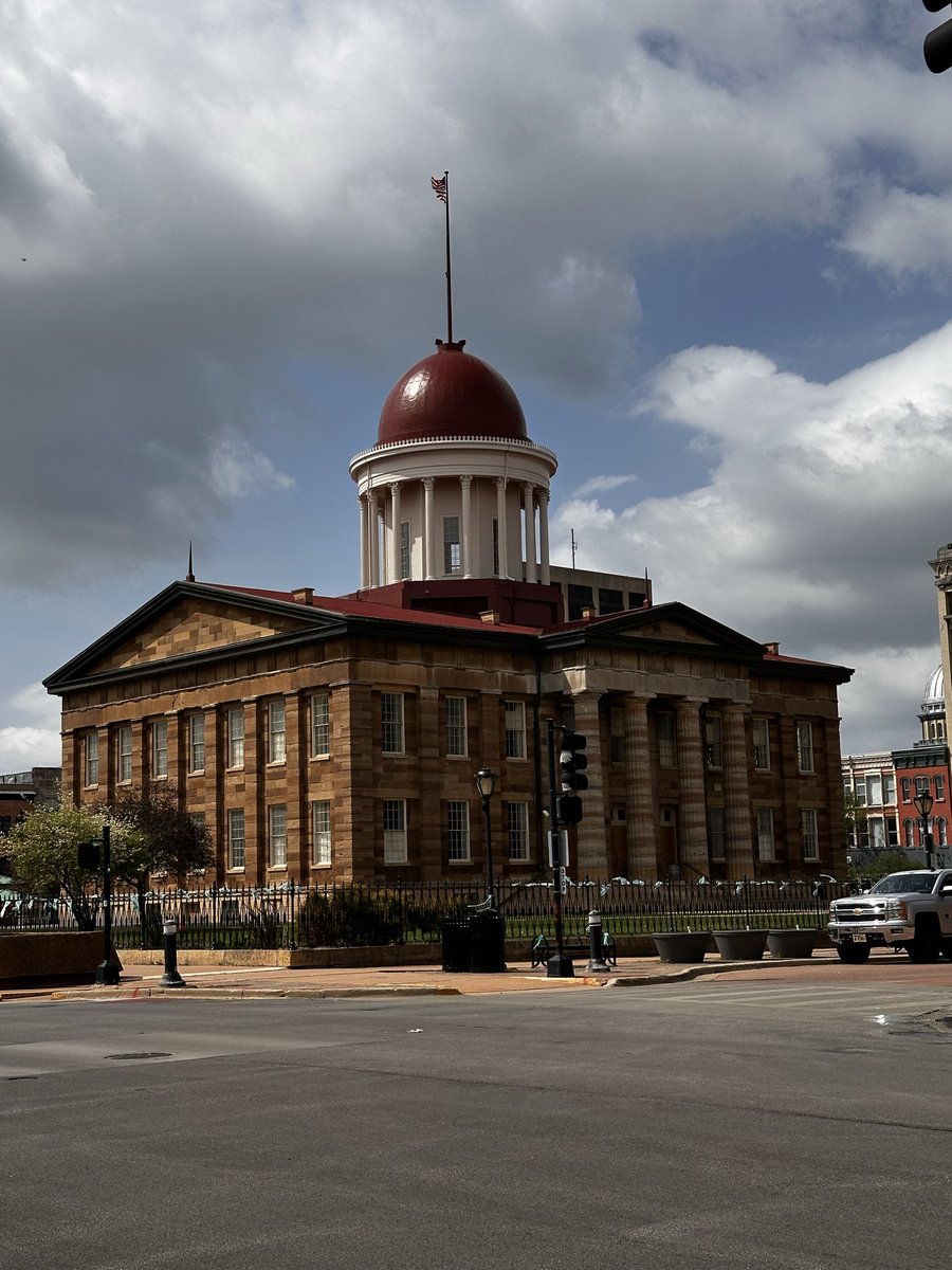 fandads's tweet image. It was great to go to my son’s school trip to Springfield today! While it was a long day, I think all the kids had a good time! #DadLife #FanDada