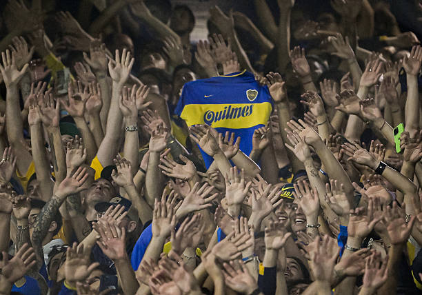 lucysolfa's tweet photo. A RIVER LO VUELVO LOCO CON LA AZUL Y AMARILLA 🎶💙💛 https://t.co/VGM3EmdOT7