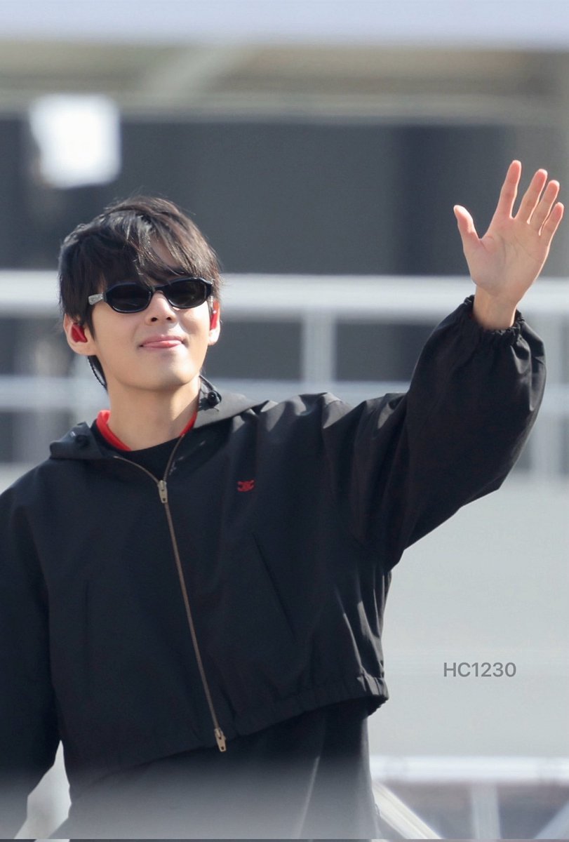 Kirti Gupta 💜 tweet media