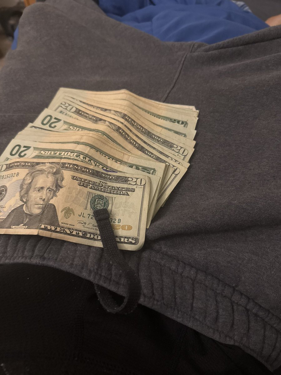 user7636363 tweet media