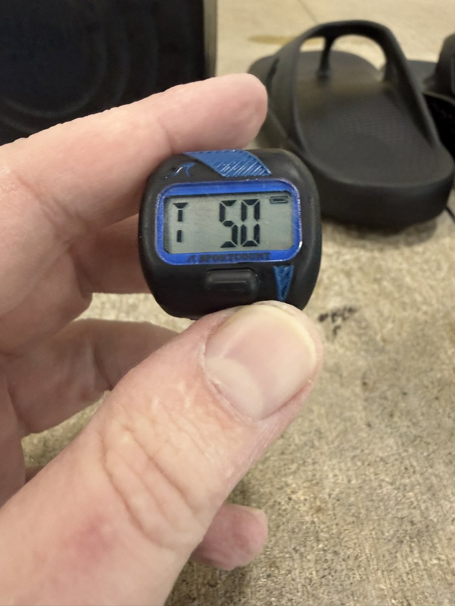 CLennyWiebs's tweet image. First time back at the Eastside Y in a few weeks. Swim went well, no major issues and did a decent distance - 1.42 miles #swimmer #swimming #accountability