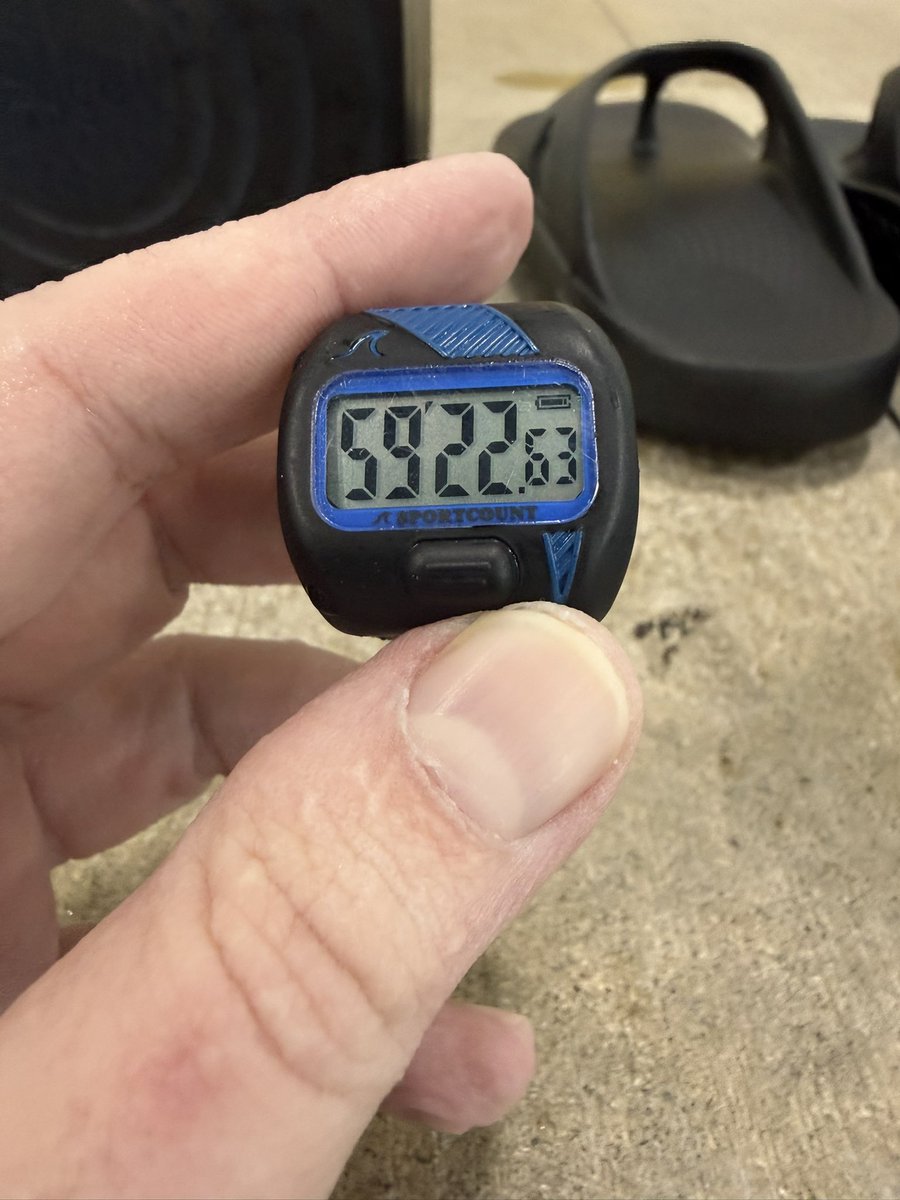 CLennyWiebs's tweet image. First time back at the Eastside Y in a few weeks. Swim went well, no major issues and did a decent distance - 1.42 miles #swimmer #swimming #accountability