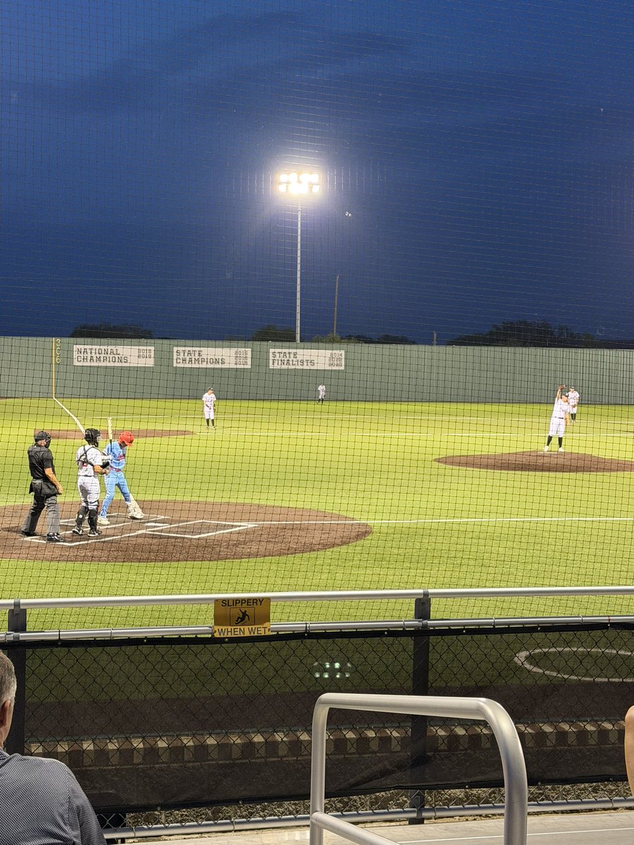 jsutton_button's tweet photo. A great night for some Argyle baseball! #The24 @ArgyleHighTX @Argyle_Baseball https://t.co/d1oymBgxgy