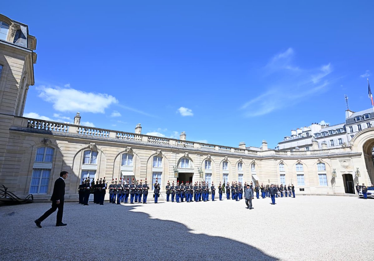 Sekretariat Negara tweet media