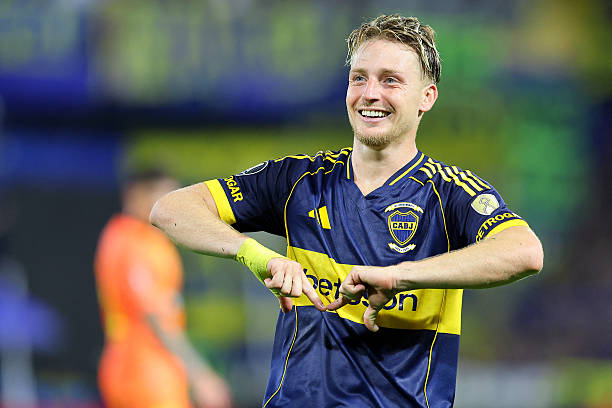 CABJ_RF's tweet photo. Este es el Boca que todo queremos 💪 Vamos Boca carajo 💙💛💙 https://t.co/qolUVGXoAi