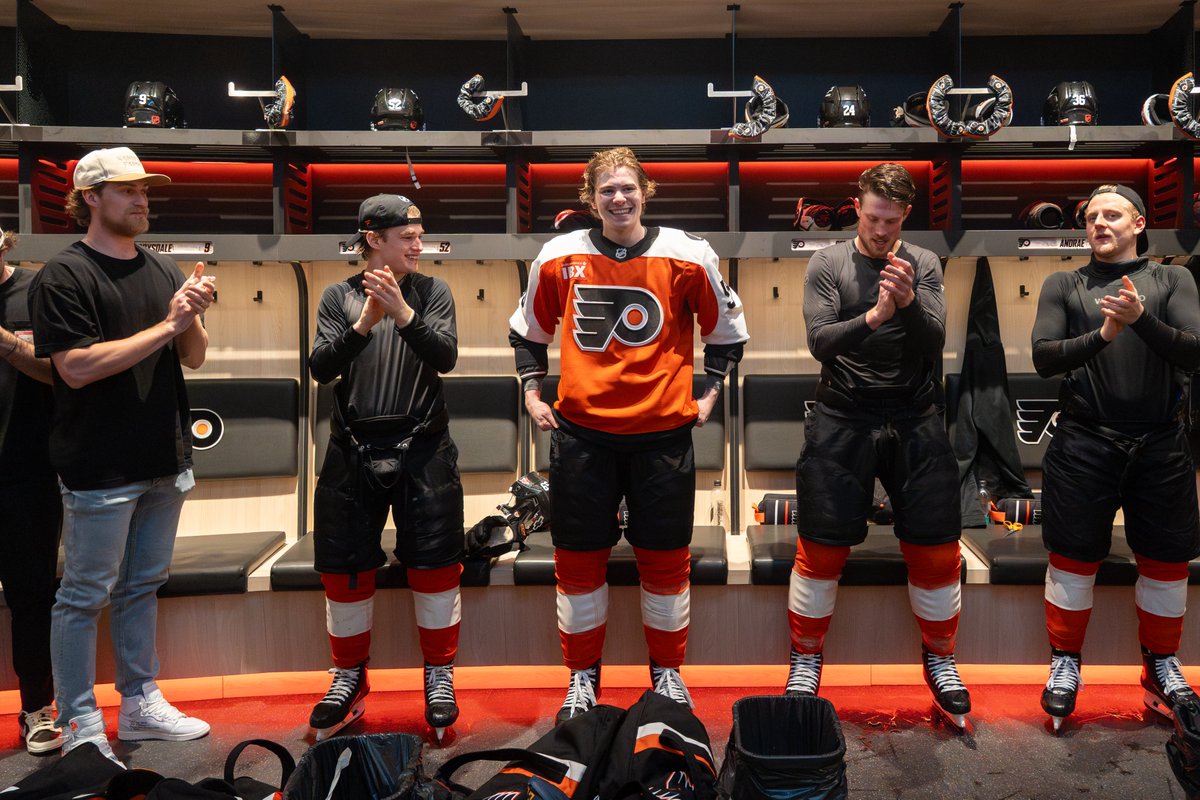 x - Philadelphia Flyers tweet media