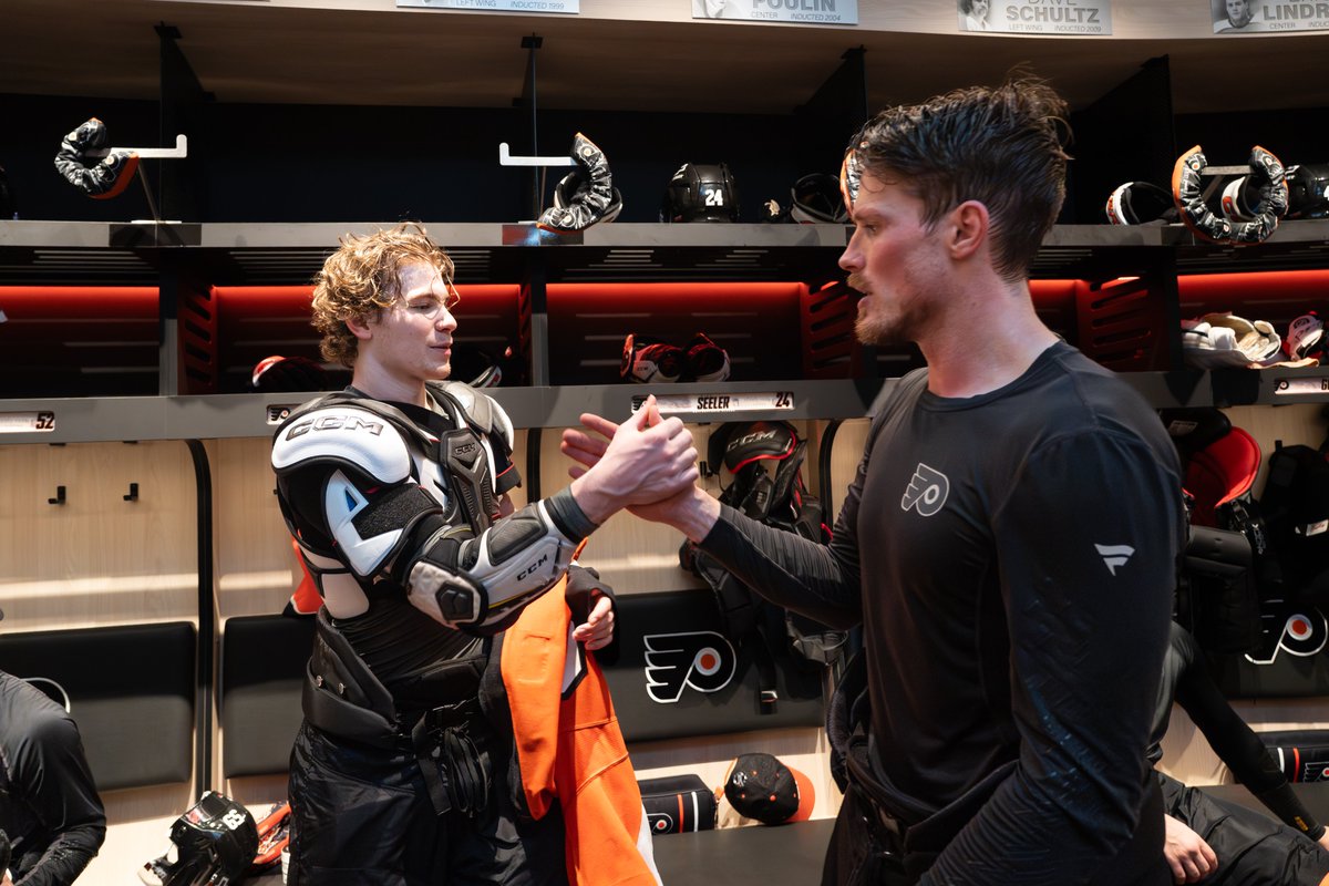 x - Philadelphia Flyers tweet media