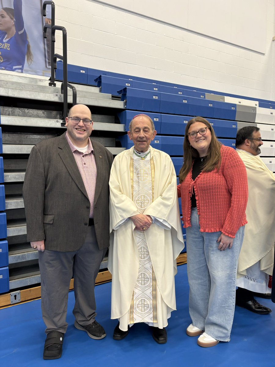 EdwinVoll3's tweet image. My first visit to @UrsulineCampus to attend a celebratory mass led by @eriediocese Bishop Lawrence Persico. It was nice to meet to see the campus and meet the community as they prepare to join the @GannonU family. #BeBold #MissionOriented
