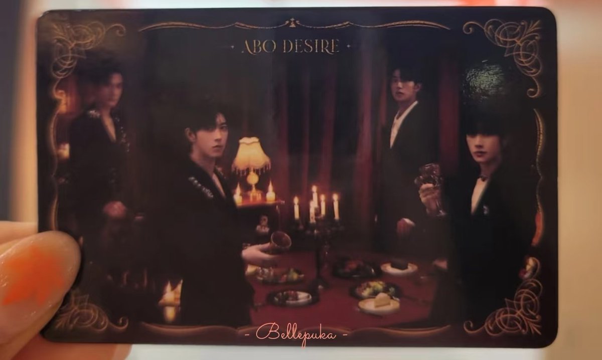 Bellepuka's tweet image. D4 OST 앨범 발매기념 한정판 포토카드 💜
중국팬분들 도움으로 빨리 받을 수 있었어요!

#Desire4 #XingQiu