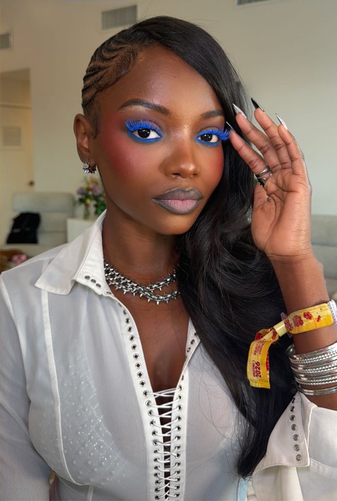 Gigi 💜 tweet media