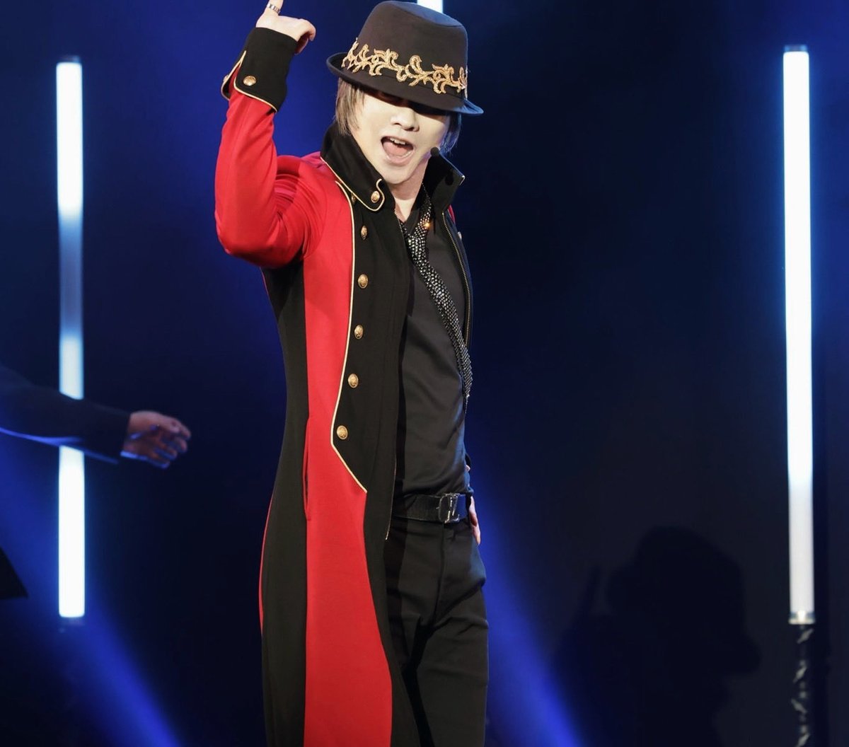 Rachi__official's tweet photo. こちらご覧いただけましたか?
良知真次オリジナル曲「MAGIC」です!
歌にダンスにハットに…是非!何度でもご覧下さい!!
「MAGIC」
https://t.co/kVtY6fnJ5V
振付:良知真次
#良知真次
#寺島レオン #浅野郁哉 #千賀翔太 #永野まりこ
#WorldCode
#ワーコー祭 https://t.co/XJPmSB1a7n
