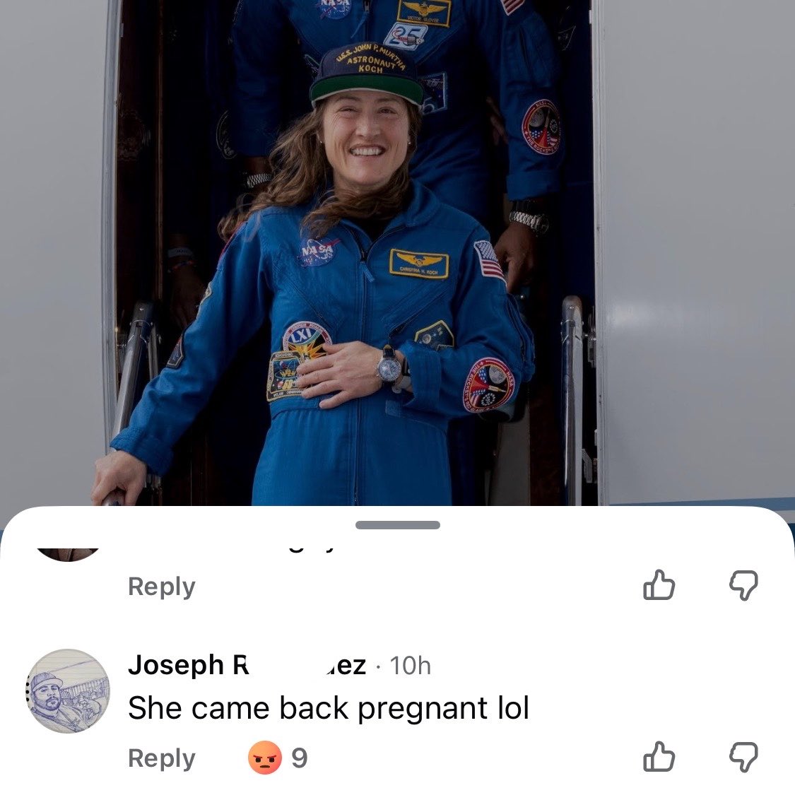 ella ⸆⸉ artemis ii era tweet media