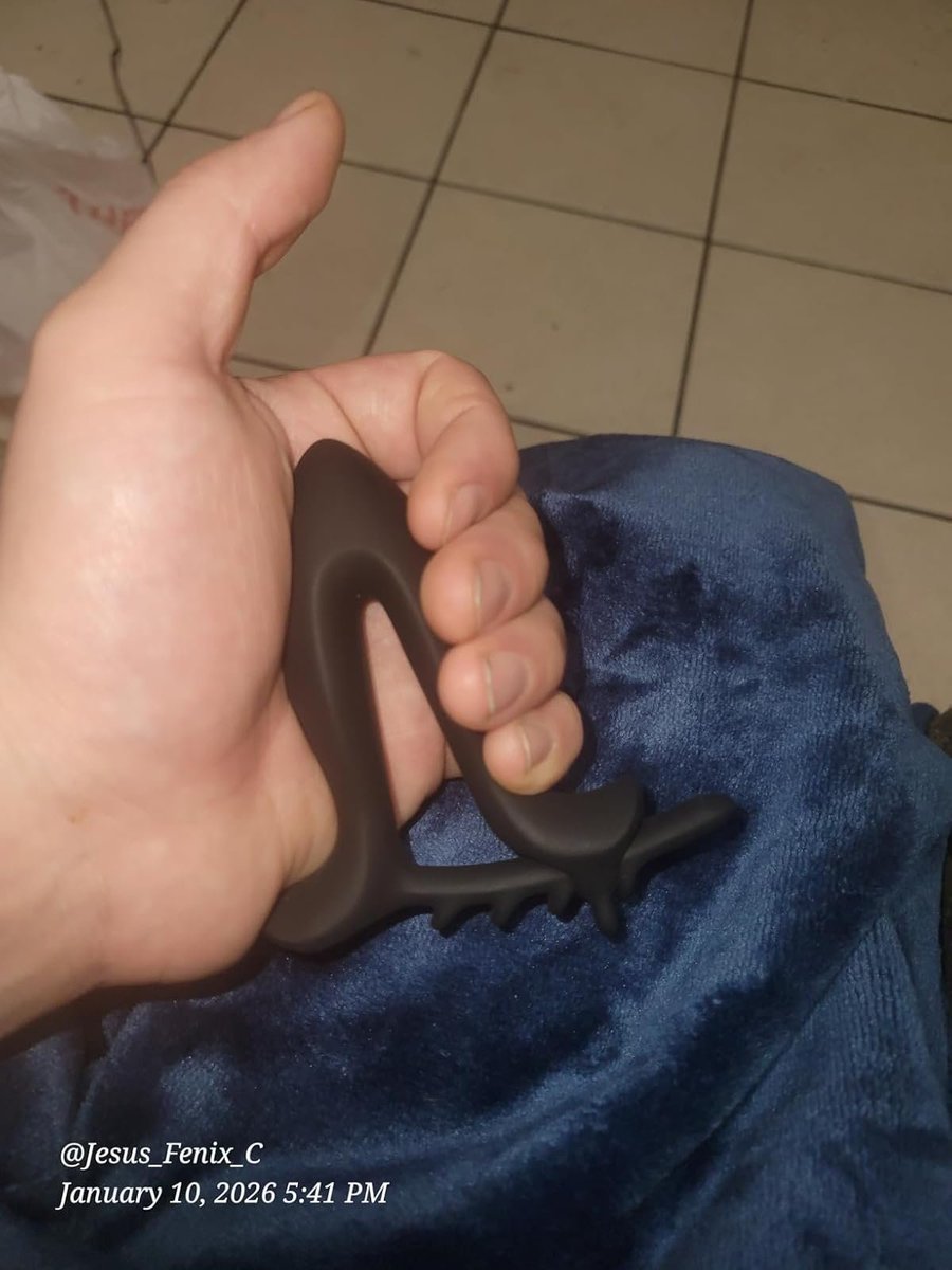 Review_Hunter22's tweet photo. US TOYS🥳🥳🥳
DM ME😍😍😍
#AdultSexToys #sextoy #freeproduct #onlyfans #porn #nsfw #nsfwtw #pyt #horny #sextoytest  #adulttoy https://t.co/QR8U89tIag