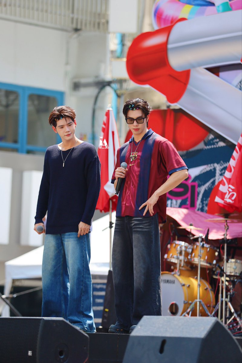 Long_Arm78's tweet image. "สวัสดีปีใหม่ไทย ขอให้ปีนี้เป็นปีที่เต็มไปด้วยรอยยิ้ม ความสำเร็จในหน้าที่การงาน และขอให้สงกรานต์นี้เป็นการเริ่มต้นใหม่ที่สดใสสำหรับทุกคนนะ" 😘😘 ℍ𝔸ℙℙ𝕐 𝕊𝕆ℕ𝔾𝕂𝔸ℝℕ 𝔻𝔸𝕐🏖️💦

#longlee #Armchaiyapat 
#Longarm #หล่งอาร์ม