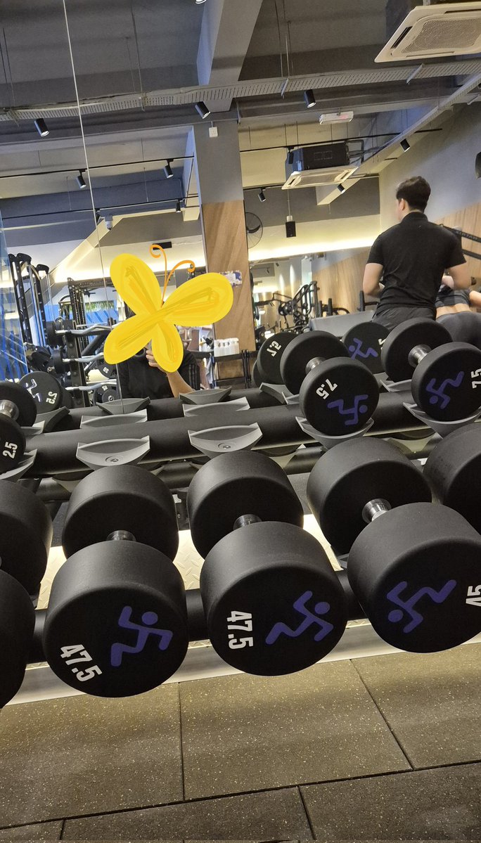 Kim 📍 tweet media