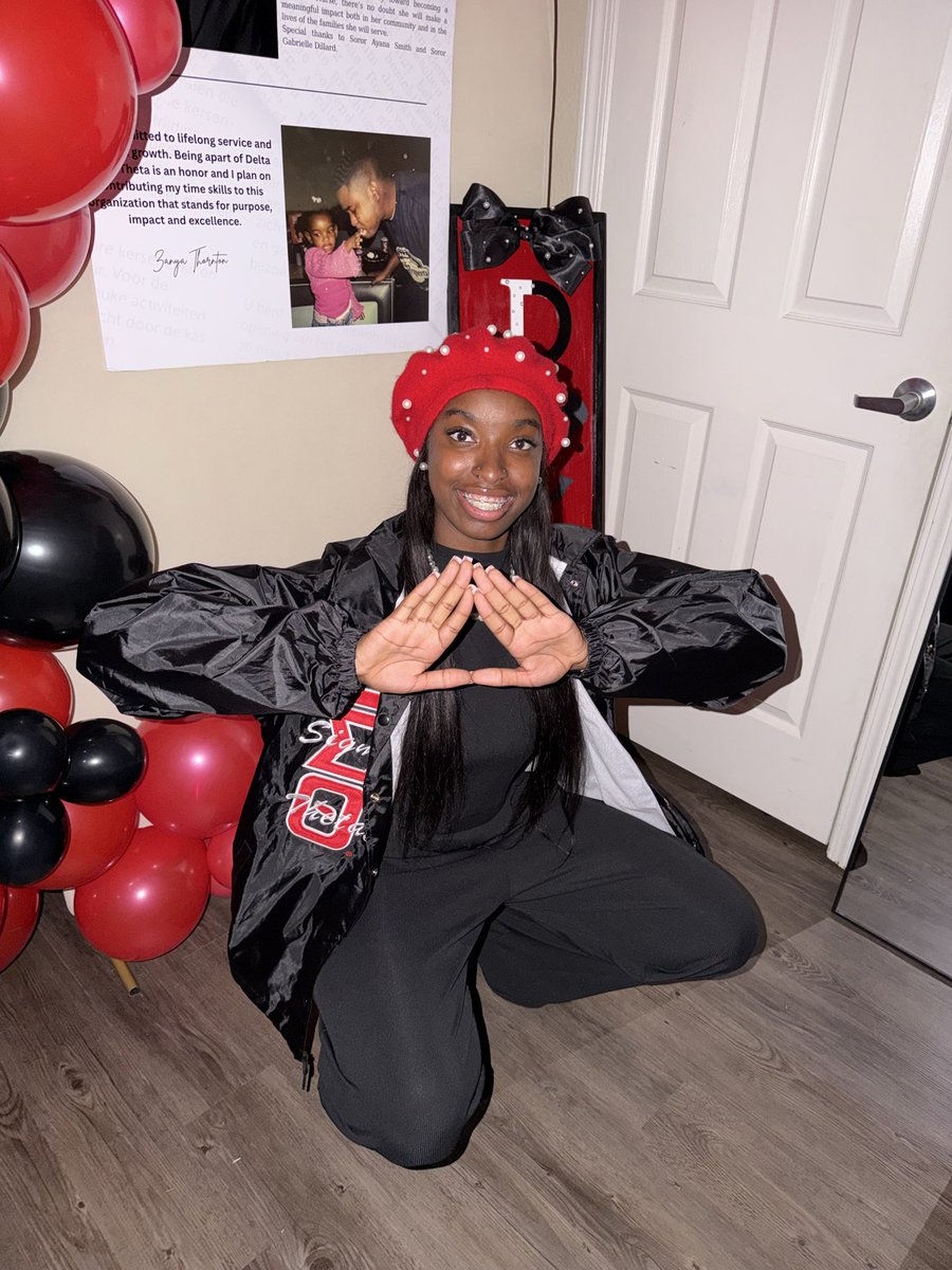 lifewithnyab's tweet image. it’s been almost 2 weeks since I crossed those sands ! oh how i LOVE my DST. 13 - TE - 26 “TEnacious Torch” #deltasigmatheta