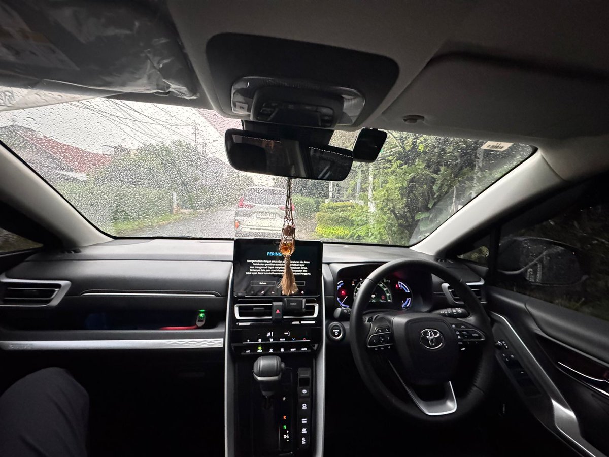 Tukang Mobil Mobilan tweet media