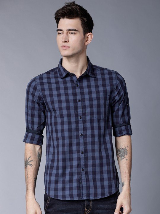 Astheticguy23's tweet photo. Amazing deal for you!

HIGHLANDER Men Navy Blue &amp; Blue Slim Fit Checked Casual Shirt for just Rs 587 (MRP Rs 2349) from Myntra

Shop Now!
https://t.co/wXS3SKKb2k

.#deals #salı #roblox #myntra https://t.co/o2mzEaDORl