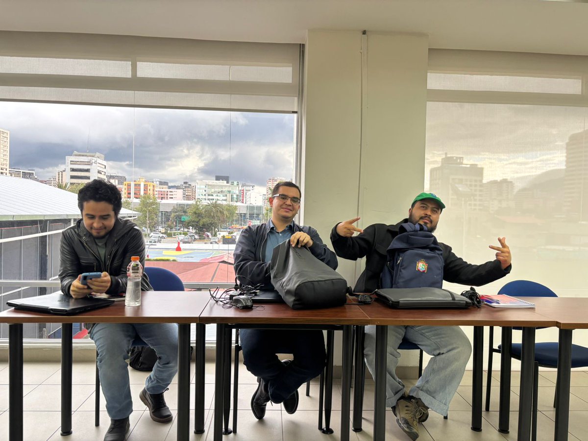 Iván Menes Aguirre tweet media