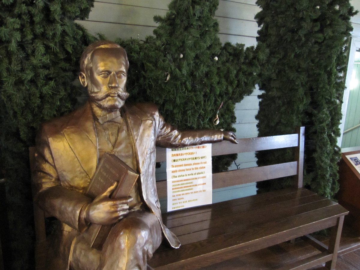 札幌市時計台 tweet media