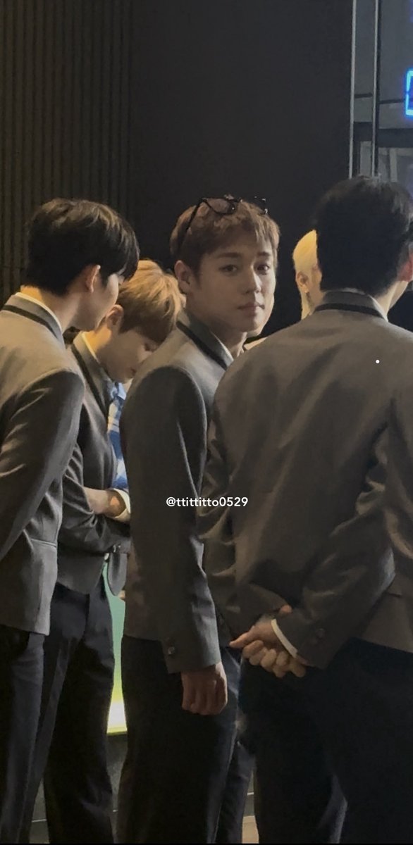 ٩(๑❛ᴗ❛๑)۶ tweet media