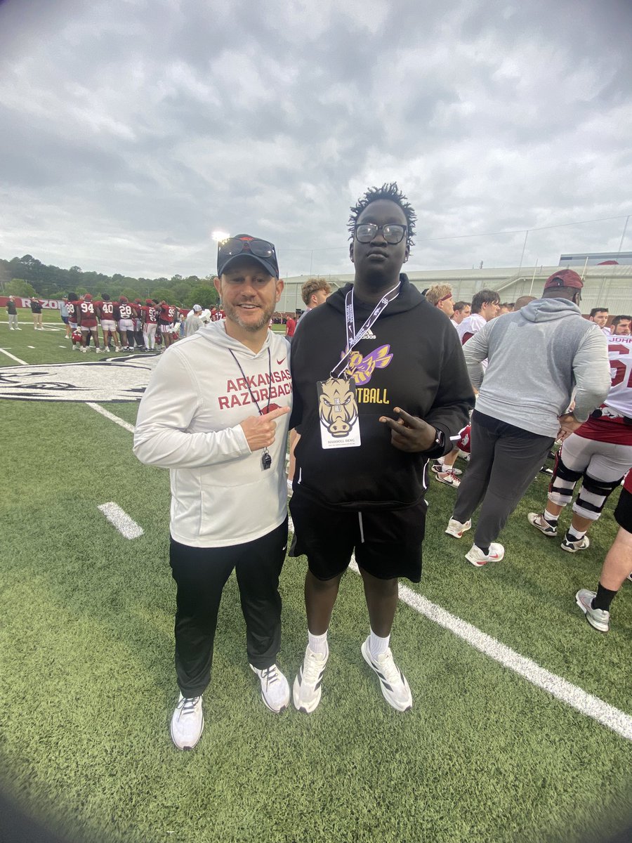 Mahooll Deng tweet media