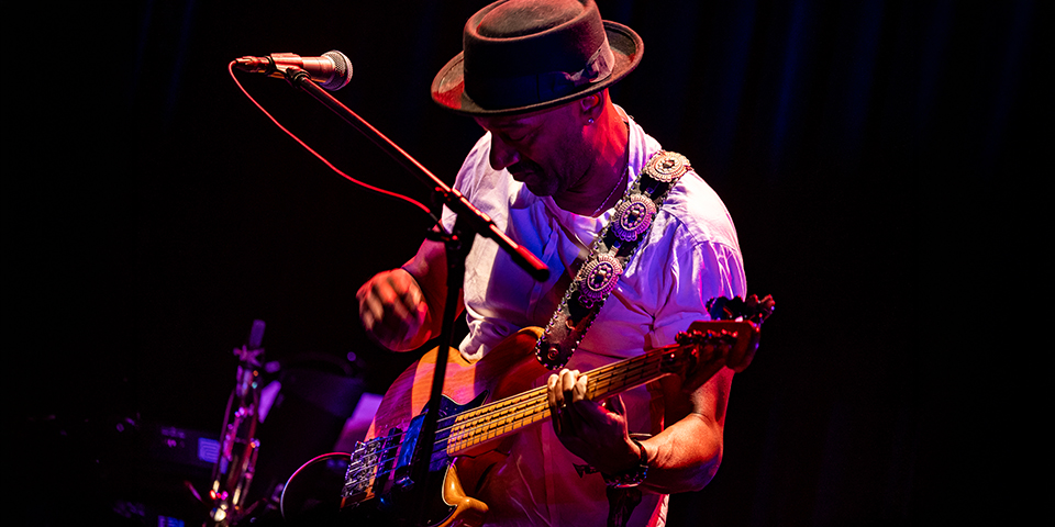 【新規公演決定】
Marcus Miller

～マルチ・グラミー受賞を誇るベース界の巨匠
マーカス・ミラー
全国7日間14ステージのロングラン公演を開催～
billboard-live.com/yokohama/show?…

#MarcusMiller
#billboardliveyokohama