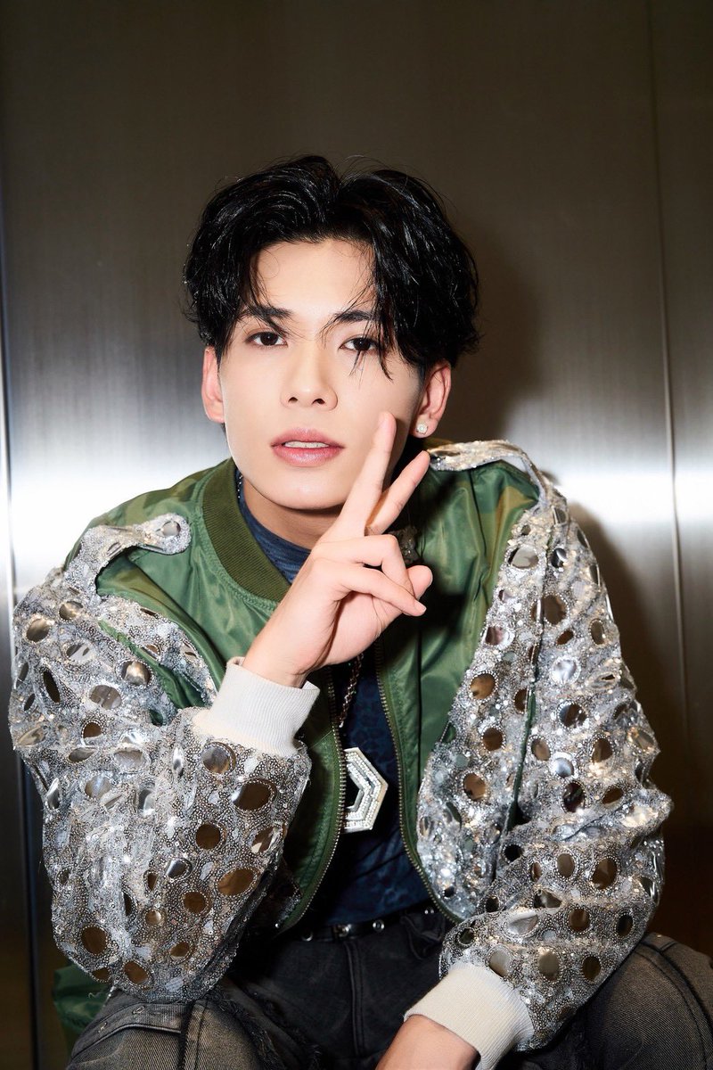 psyfe_member's tweet image. 11:30〜(JST)よりCLキャス配信します🆑

See you on CL Live before our show "THE ROOTS"👋

#PSYCHICFEVER
#KOKORO #小波津志
#PCF_THEROOTS