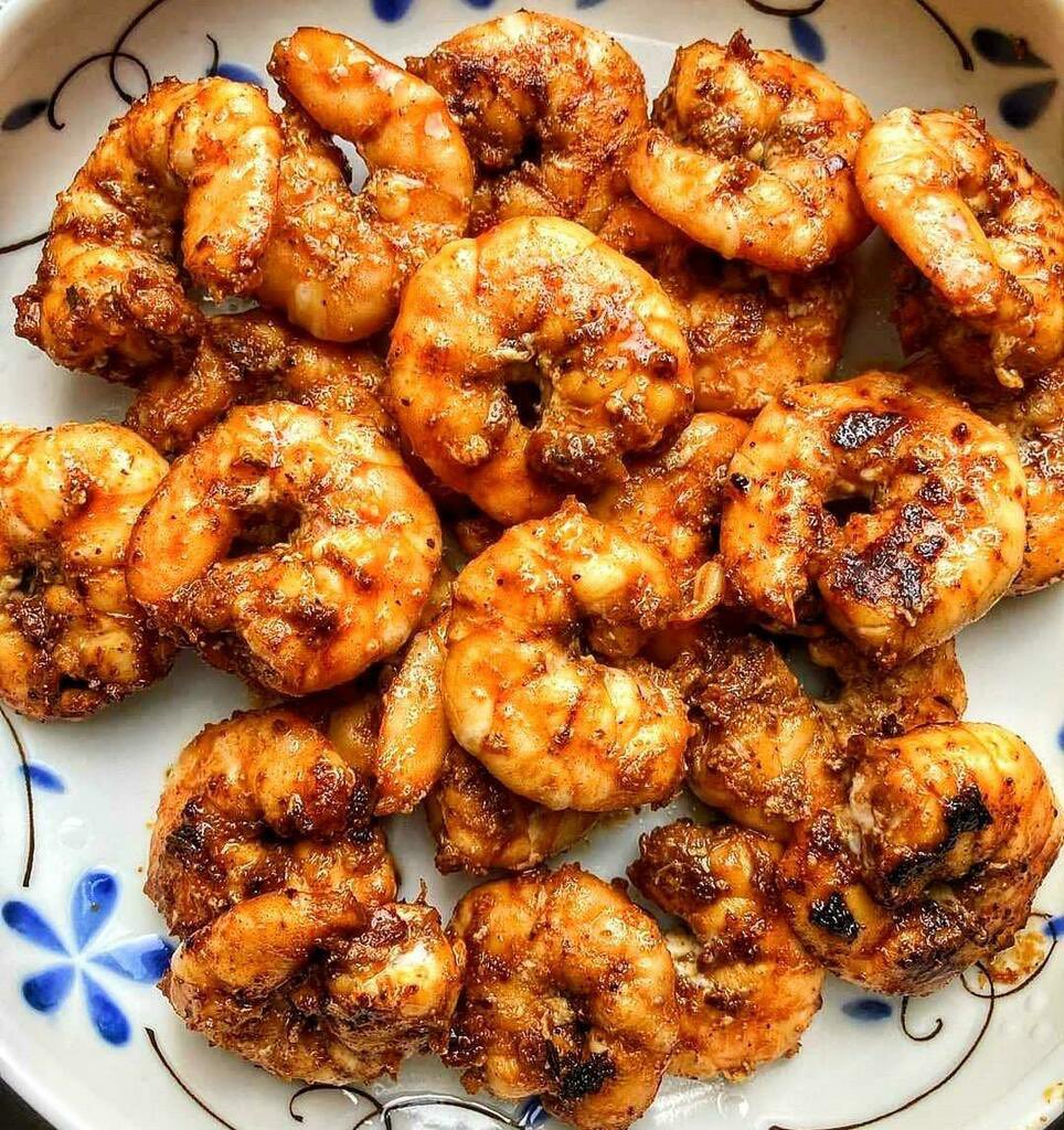 foodietechlab's tweet image. Tandoori Chicken or Prawns? What will prefer as starters?