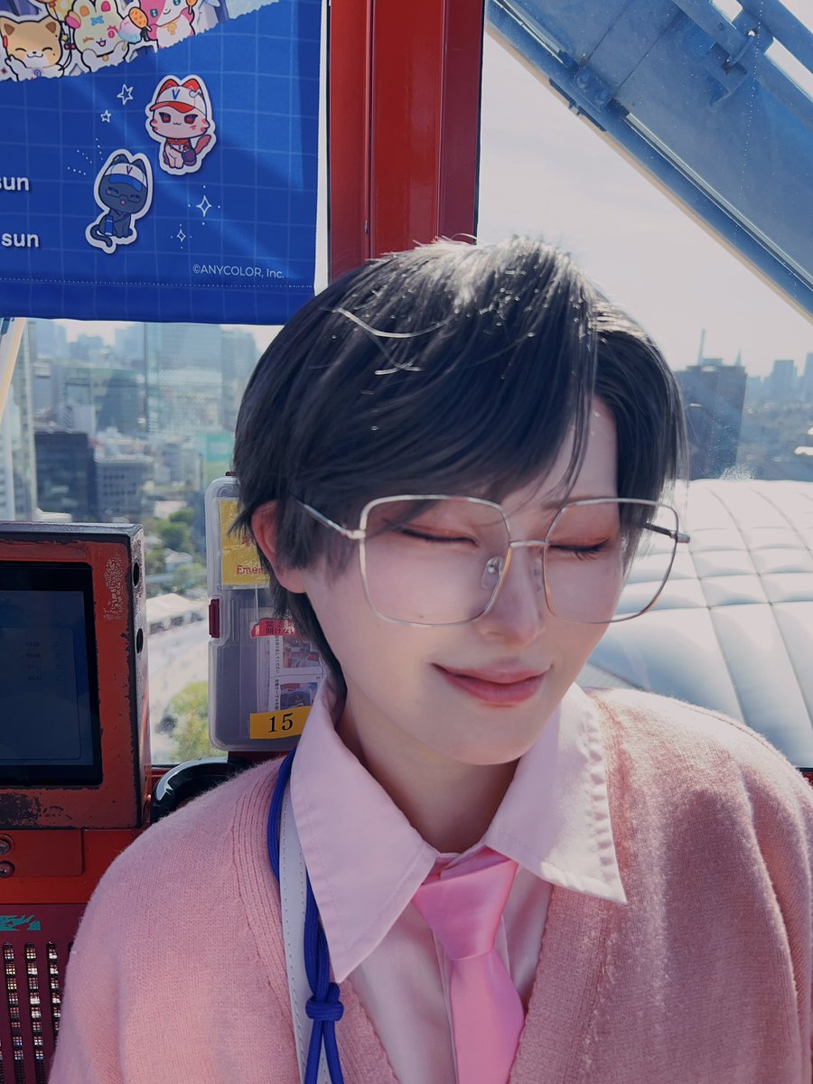 てでしおふしょ、📄cos
りんちゃんに撮ってもらったヤツが追い加工なしでとてもマシ！