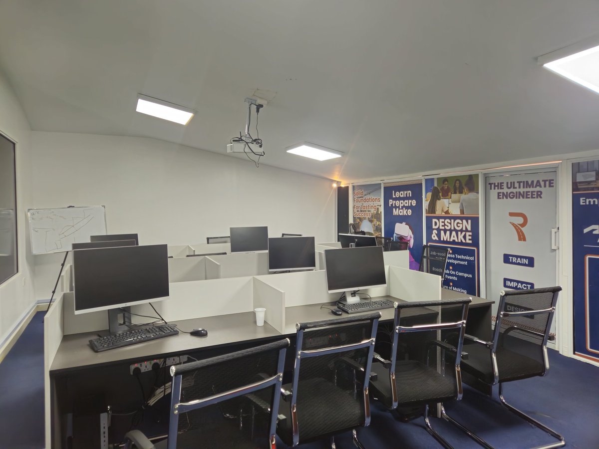 RoadsHub tweet media