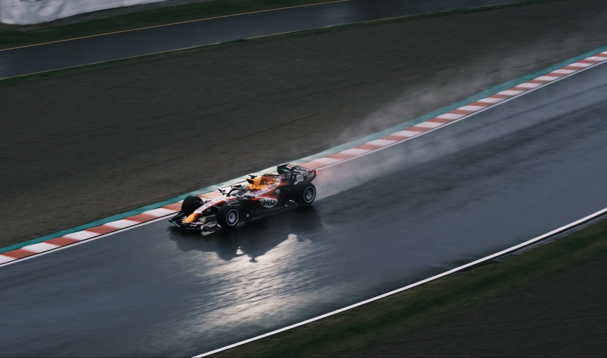 rinrin130623's tweet photo. THE 自己満足

 #f1タイヤテスト https://t.co/Gb8tWXfKNa