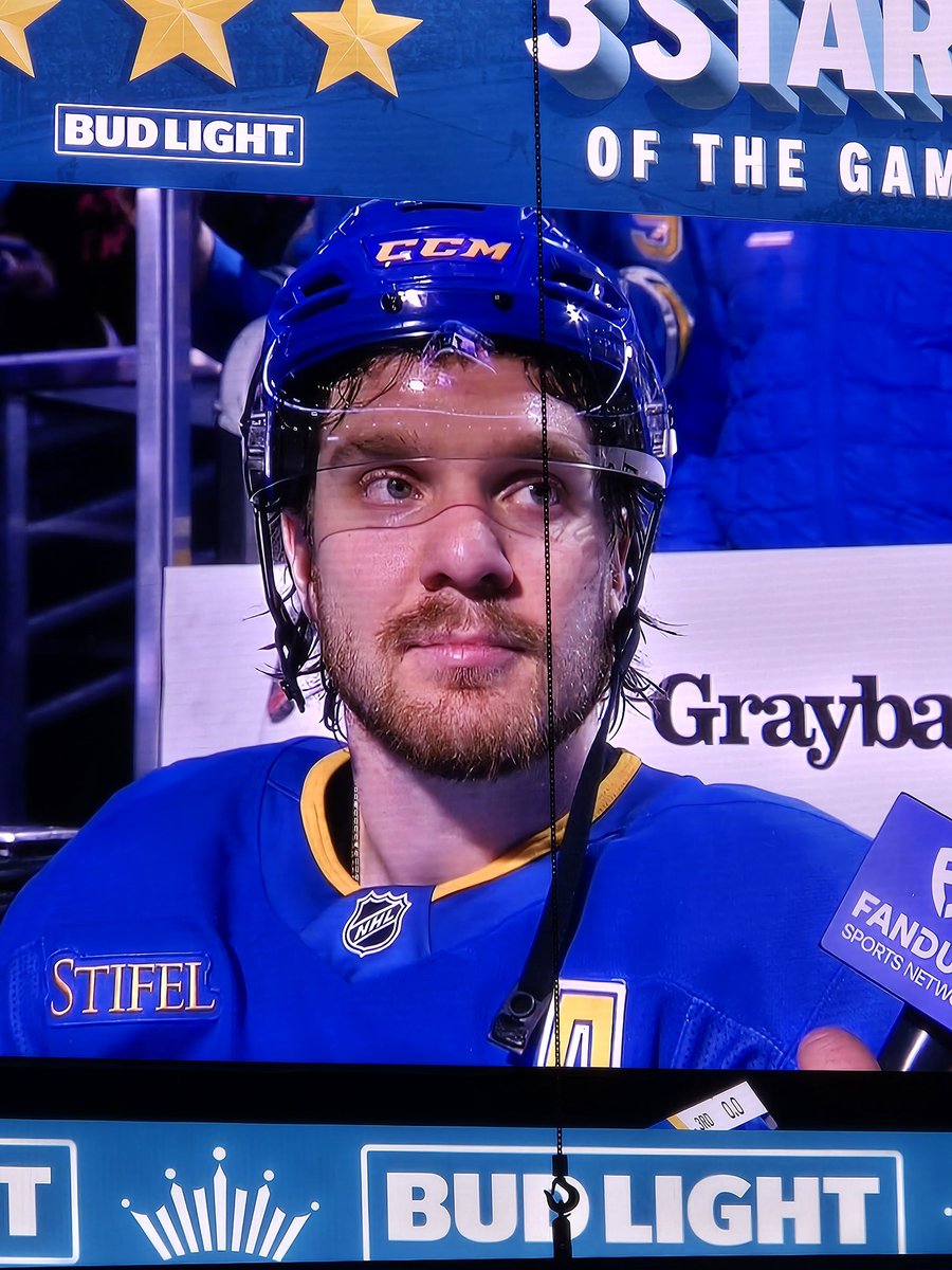TinaBlueAngel's tweet photo. 20 for Snuggy! Congrats, Rookie! #StlBlues #BluesGoal #TeachMeHowToSnuggy Another sweet pass from Robert Thomas. #ThomasIsElite https://t.co/ouxU78dEUR