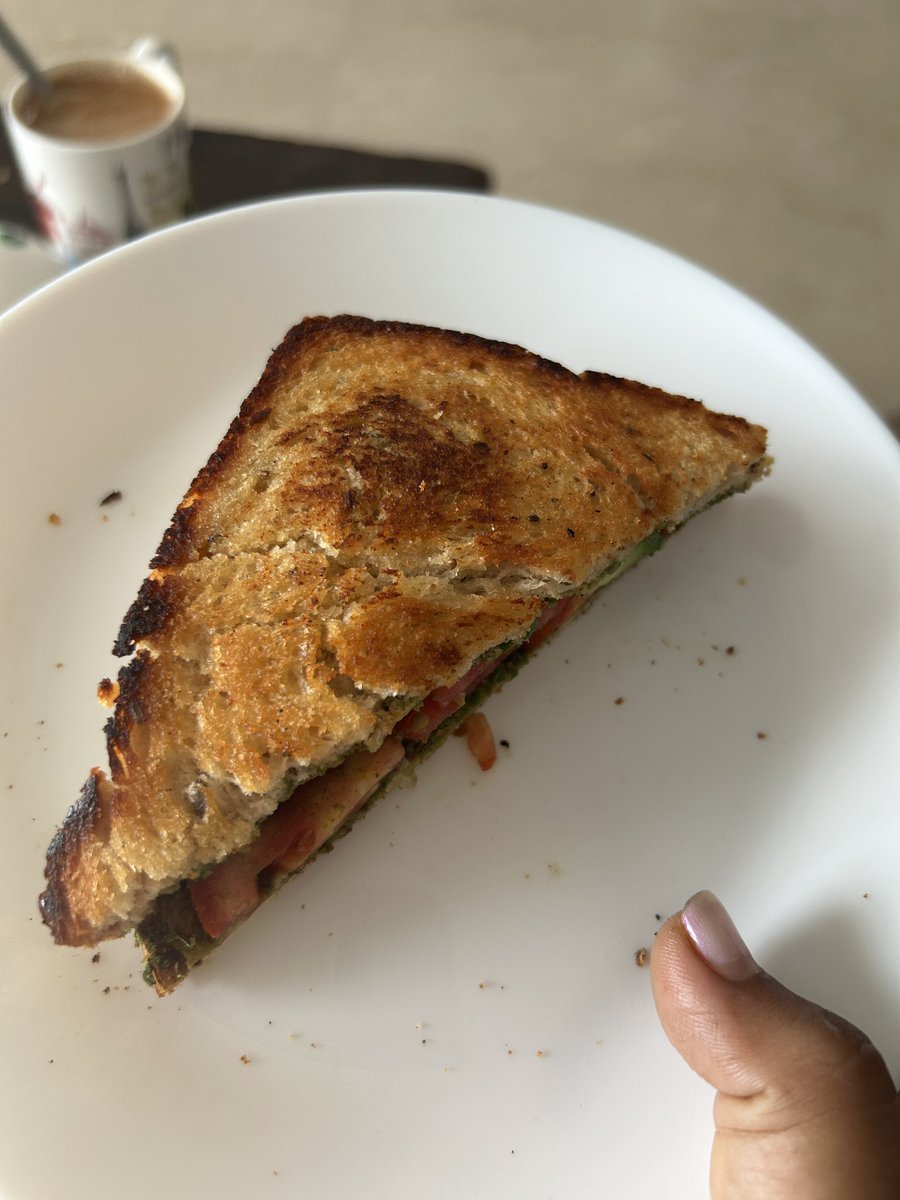 ujjwalabaxi's tweet image. What do you think is used to soften this no wheat bread? 
Ingredients are jowar flour, urad dal, salt, sugar and water..

#bread #softfoods #nutrition