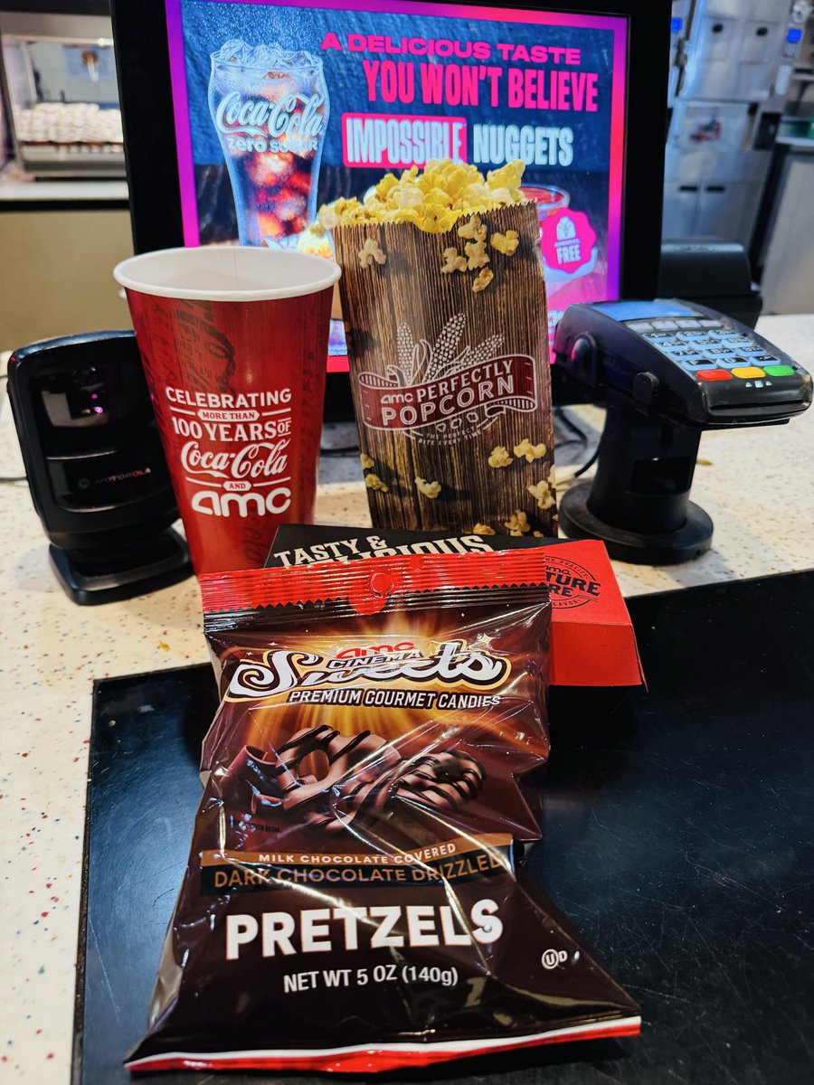 DERDYCOX's tweet image. #DiscountTuesdays @AMCTheatres 
#HuntingMatthewNichols #AMC

Movie Escape Starts Now 
#26/100 Films #AMCStubs