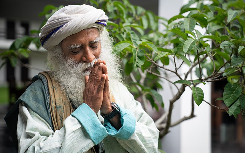 SadhguruJV's tweet image. Yoga is not an exercise form. It is a Way of Being. #SadhguruQuotes