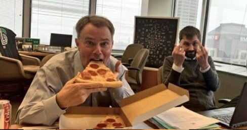 Hammer and Nigel tweet media