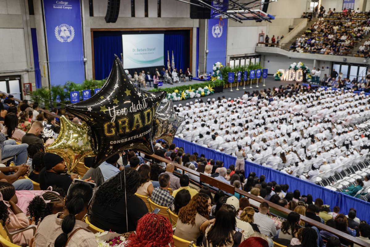 Miami Dade College tweet media