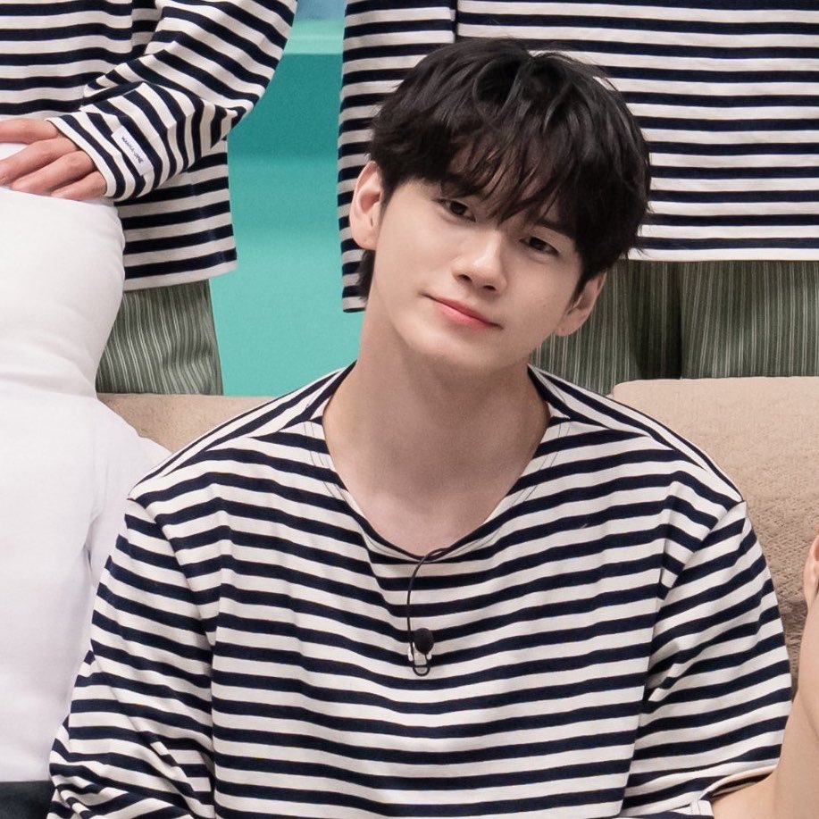 Ong Seongwu Global tweet media
